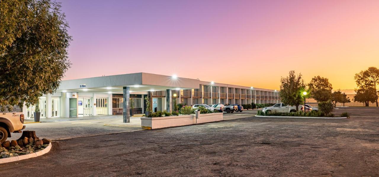 African Sky Harrismith Inn מראה חיצוני תמונה