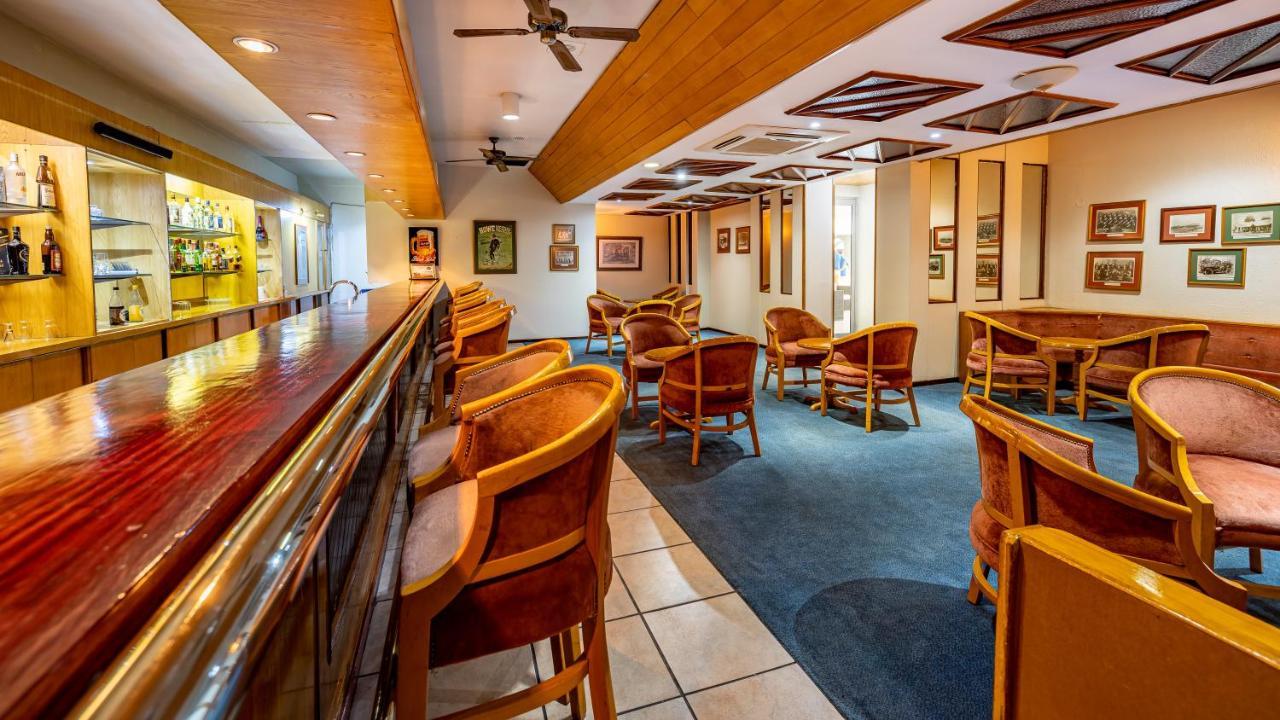 African Sky Harrismith Inn מראה חיצוני תמונה