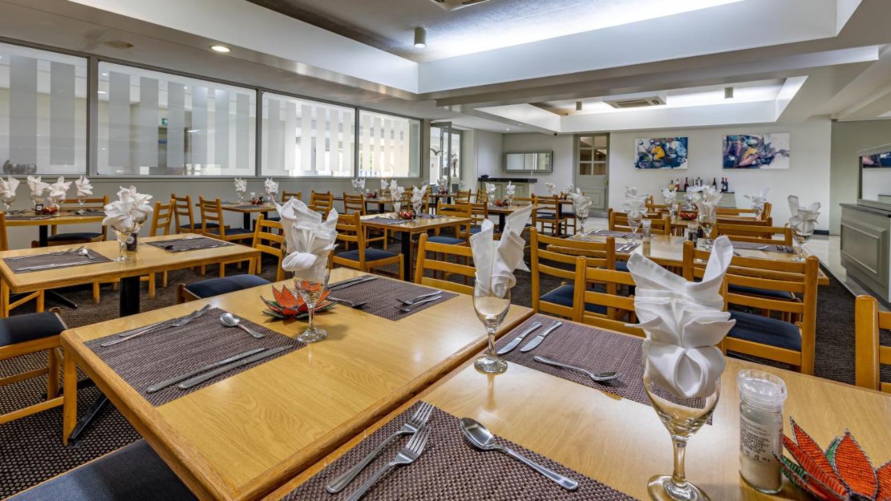 African Sky Harrismith Inn מראה חיצוני תמונה
