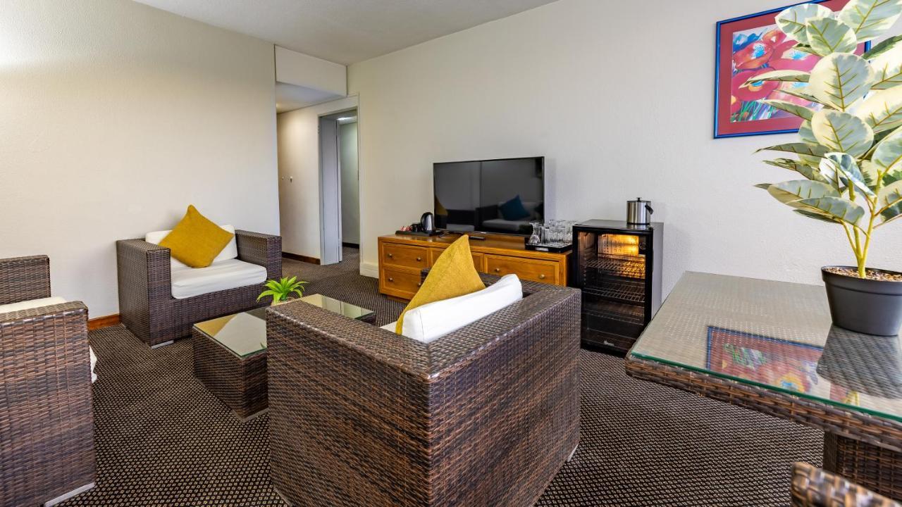 African Sky Harrismith Inn מראה חיצוני תמונה