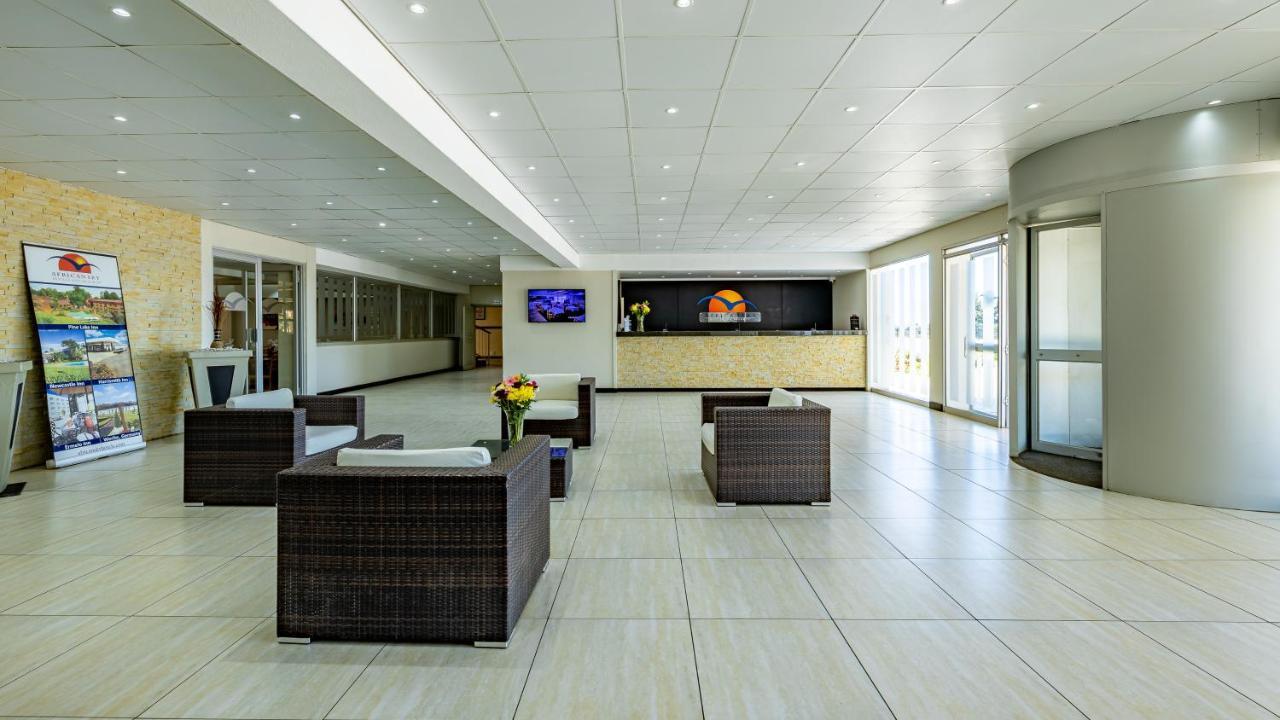 African Sky Harrismith Inn מראה חיצוני תמונה